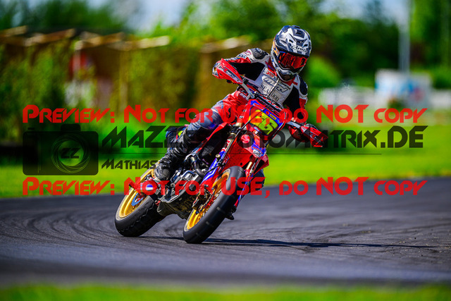 MaZZes_FotoMatrix_240714_6007705_4617 | S2