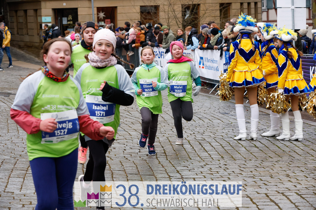 1700m Stadtwerke Jugendlauf | 3 Koenigslauf 2024 1700m Stadtwerke Jugendlauf - Realisiert mit Pictrs.com