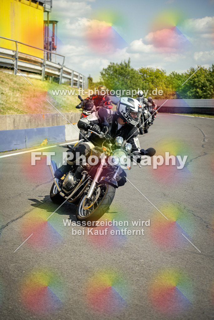 OBK_Mai_Justin_Uwe-10990 | Hier findet Ihr Bilder von Touristenfahrten auf der Nürburgring Nordschleife oder von anderen Veranstaltungen die ich besucht habe. Viel Spass beim Durch Schauen 