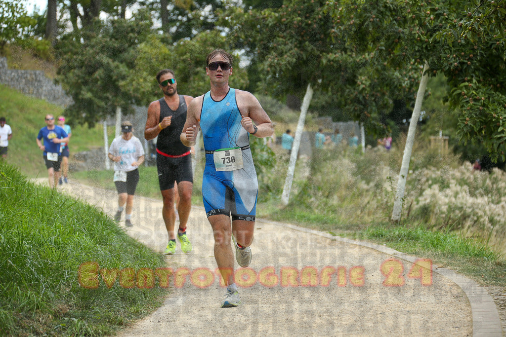 250824_1426_EX1_6203 | Sportfotografie im Rhein-Sieg Kreis, Köln, Bonn, NRW, Rheinland Pfalz, Hessen, etc. Unser Tätigkeitsfeld umfasst den Laufsport vom Volkslauf über den Marathon, Duathlon, Triathon bis zum Ultralauf wie Kölnpfad Ultra oder Schindertrail.