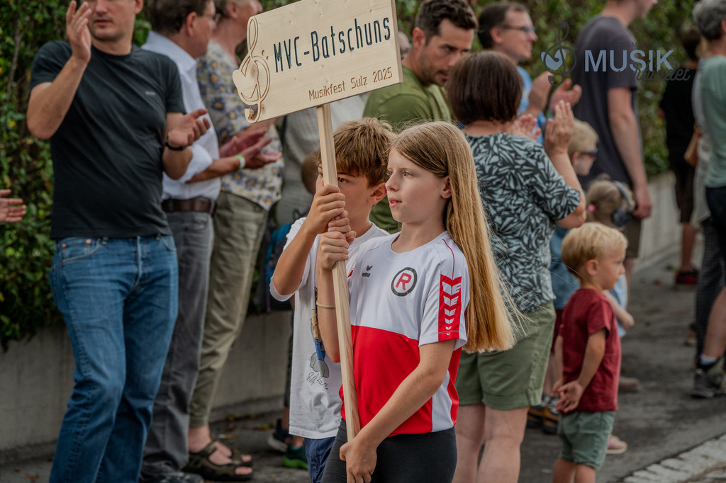 DSC_4219 | "Fussifoto.com – Ihr Ansprechpartner für hochwertige Fotografie! Entdecken Sie kreative Bilder und professionelle Dienstleistungen. Kontaktieren Sie uns für Ihre Projekte!"
