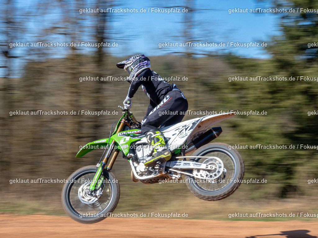 Schweyen040525-19 | Trackshots.de / Fokuspfalz.de - Realisiert mit Pictrs.com