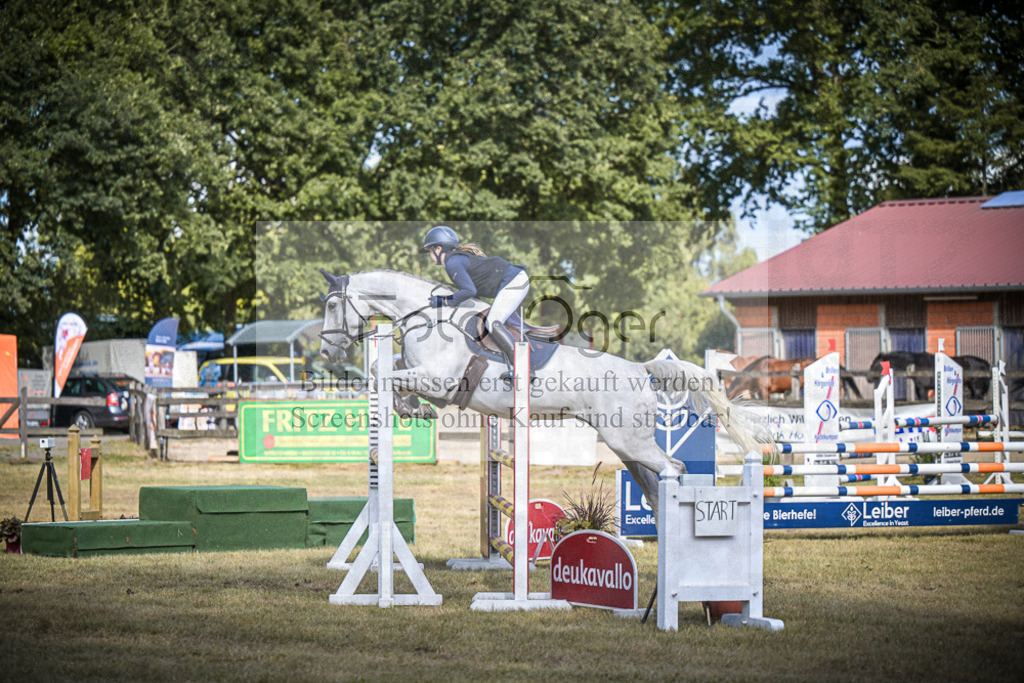 DOS_1050 | Entdecke hochwertige Reitturnierfotos von Foto Oger. Professionell, emotional und authentisch – jetzt Lieblingsmomente im Shop bestellen.Deutschlandweite Turnierfotografie. - Realisiert mit Pictrs.com