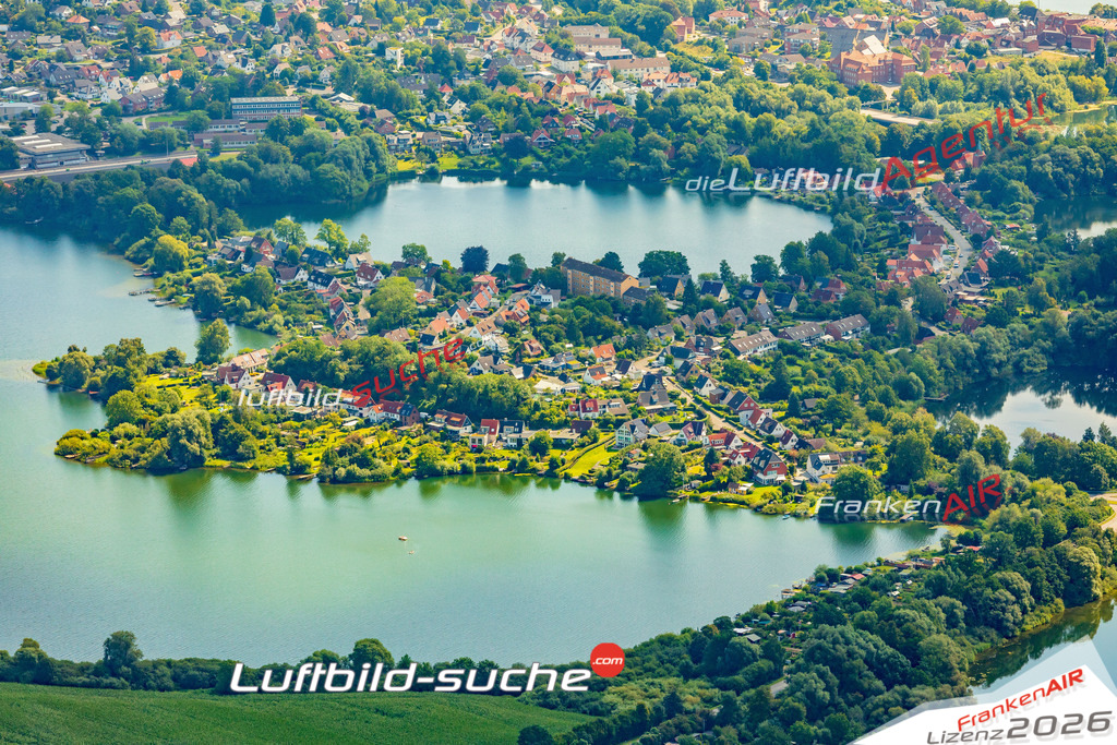 Trentsee Plön Bild- Das Luftbild wurde 2025 vom UL-Flugzeug heraus erstellt ( keine Drohne bzw. Drohnenaufnahme ) - Hochauflösende Luftaufnahme -Nicht vergleichbar mit Google Maps oder Satelittenbilder- Die Geschenkidee !Mit Lizenz und Bildrechte bestellbar - CC