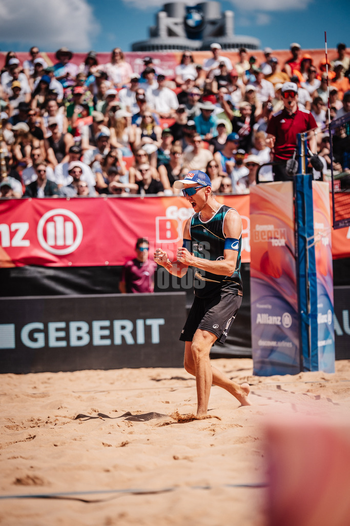 Beachvolleyball | Männer | Allianz German Beach Tour 2025 | Tourstop München | 12.07.2025 | Momme Lorenz jubelt