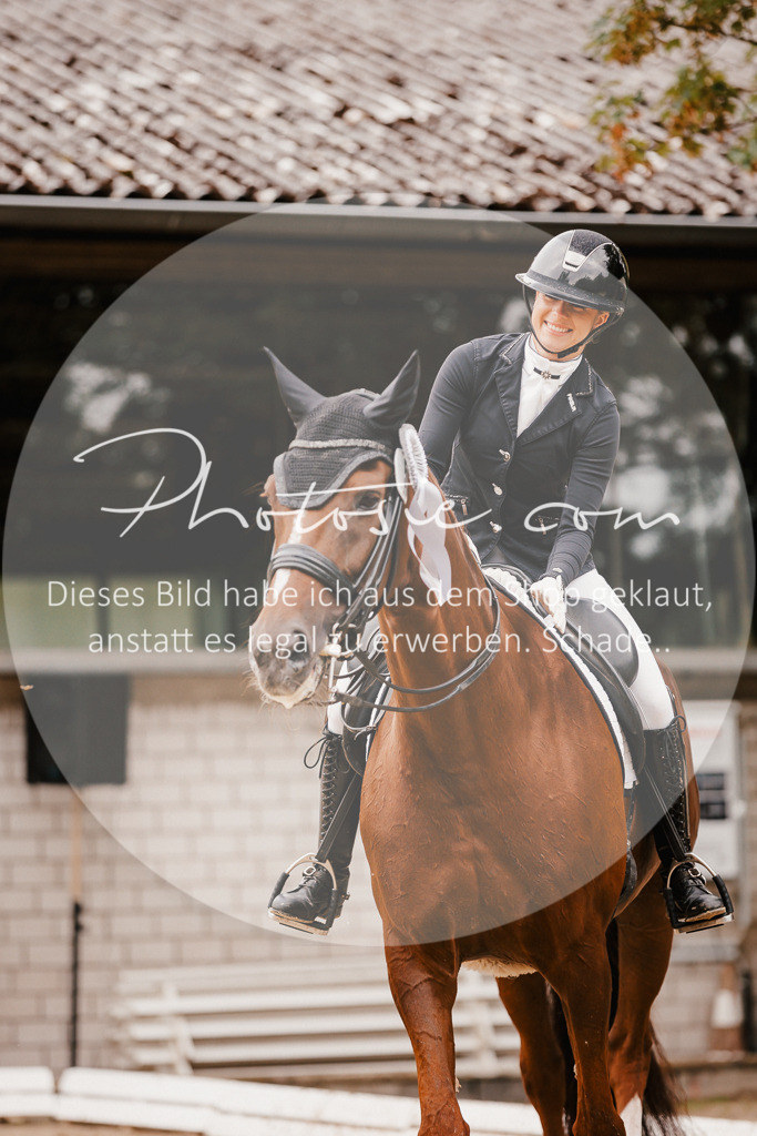 3I6A7887 | Stimmungsvolle Portraits und Reitsportfotografie im Ruhrgebiet und im Münsterland.

Pferdefotografie, Hundefotografie, Tierfotografie, Reportagen, Portraits von Tier und Mensch, Turnierfotografie in Bochum, Recklinghausen, Marl, Haltern am See, Dülmen.. - Realisiert mit Pictrs.com
