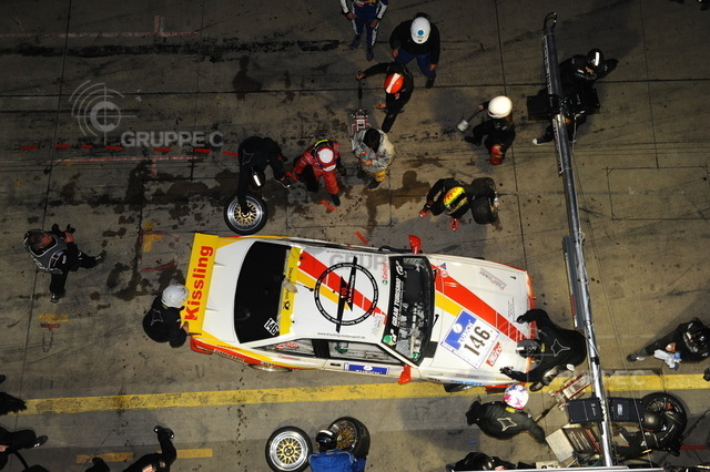 Motorsports / 24 Stunden Nürburgring 2015, Nürburgring-Nordschleife, GER | Hans-Olaf Beckmann, Volker Strycek, Peter Hass, Jürgen Schulten - Realisiert mit Pictrs.com