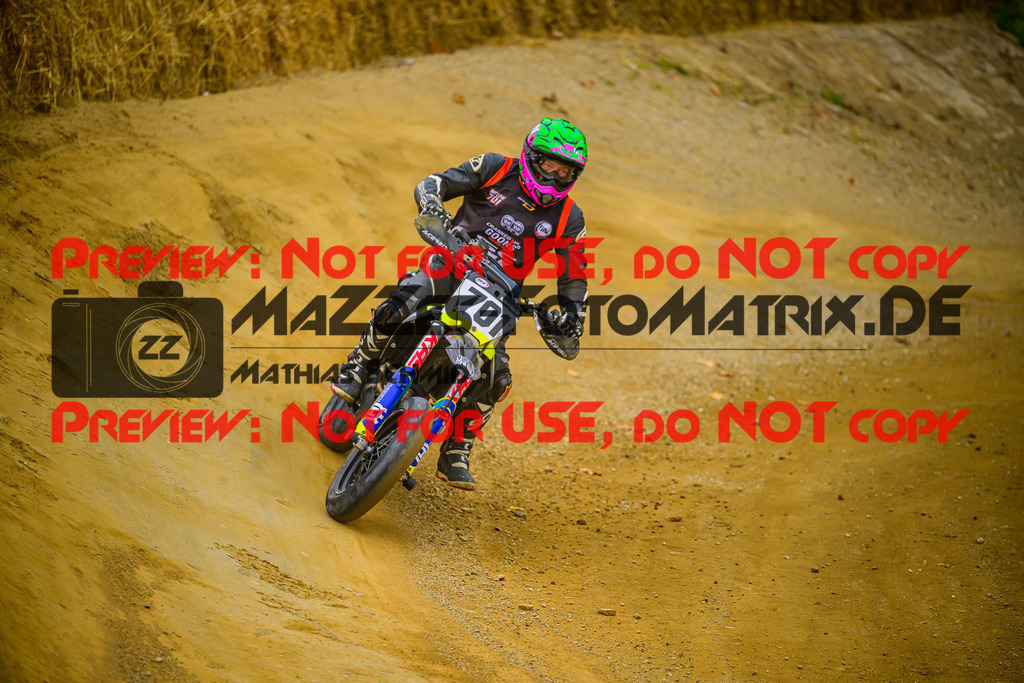 MaZZes_Fotomatrix_20251011_6021986_3750 | SENIOR