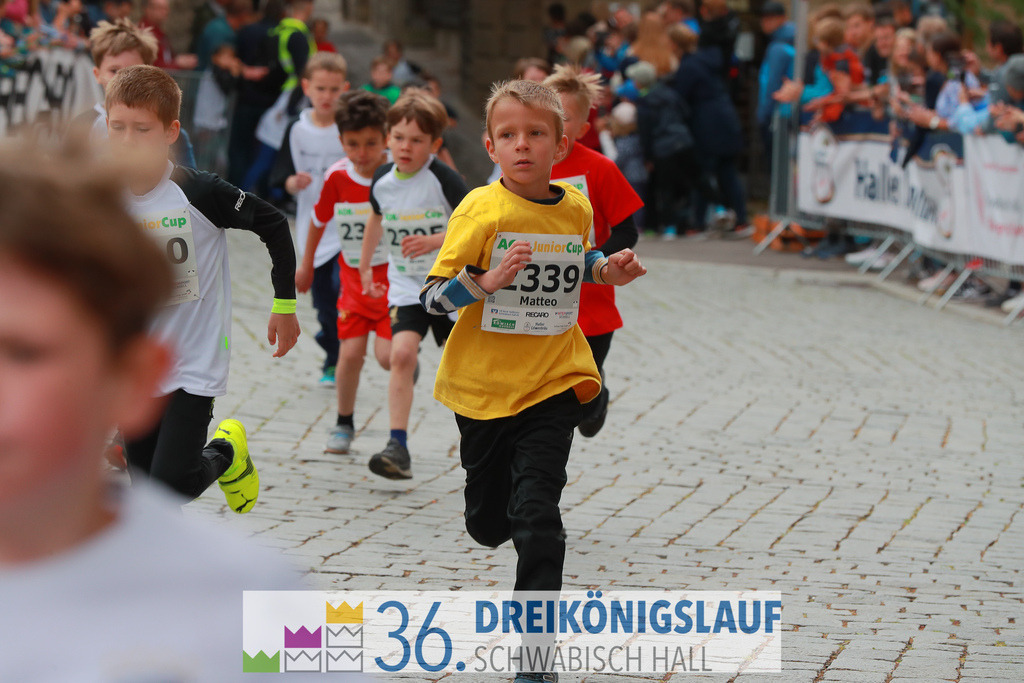 AOK Junior Cup 400m | 3Königslauf 2022 AOK Junior Cup 400m - Realisiert mit Pictrs.com