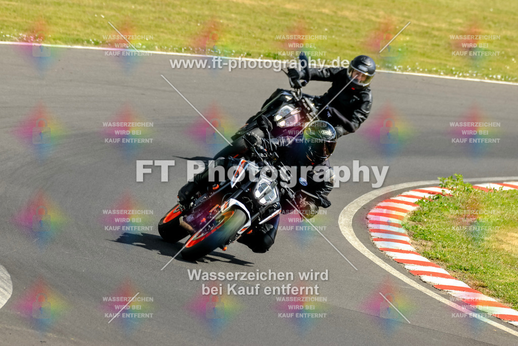 _OTO2635 | Hier findet Ihr Bilder von Touristenfahrten auf der Nürburgring Nordschleife oder von anderen Veranstaltungen die ich besucht habe. Viel Spass beim Durch Schauen 