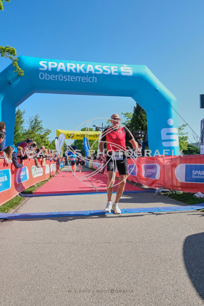 ..... | LINZ,AUSTRIA,27.April 24, Int. 3 Brückenlauf Linz  , Image shows: Photo: WAPICS / Michael ring