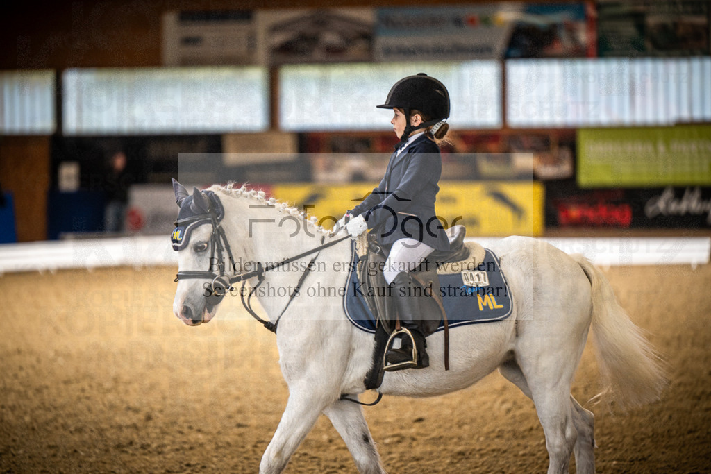 DOS_0683 | Entdecke hochwertige Reitturnierfotos von Foto Oger. Professionell, emotional und authentisch – jetzt Lieblingsmomente im Shop bestellen.Deutschlandweite Turnierfotografie. - Realisiert mit Pictrs.com