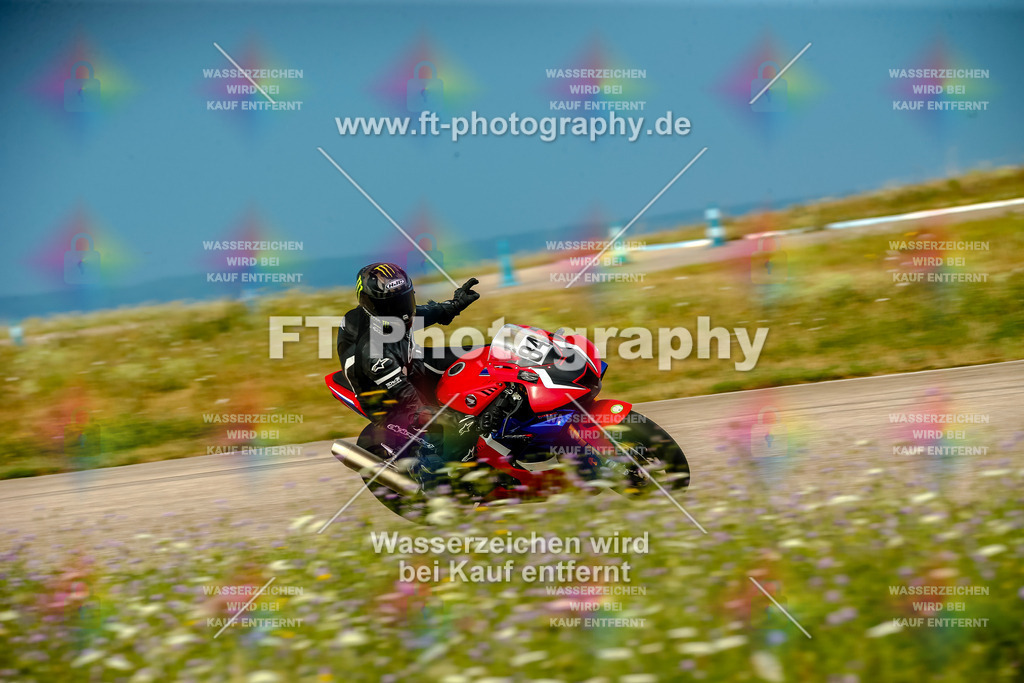 Chambley Juli-0789 | Hier findet Ihr Bilder von Touristenfahrten auf der Nürburgring Nordschleife oder von anderen Veranstaltungen die ich besucht habe. Viel Spass beim Durch Schauen 