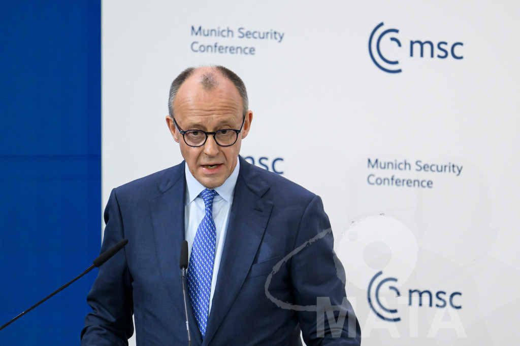 _DWA4580 | MATA IndoCon - Realized with Pictrs.com