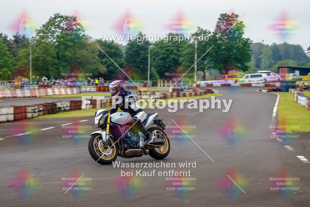 OBK-5694 | Hier findet Ihr Bilder von Touristenfahrten auf der Nürburgring Nordschleife oder von anderen Veranstaltungen die ich besucht habe. Viel Spass beim Durch Schauen 