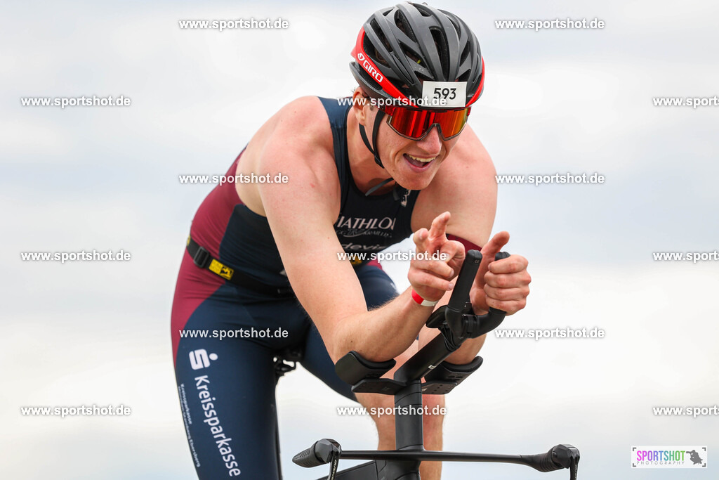 BR8A6388 | Stadttriathlon Erding 2025. #yourpictrs #sportshot_your_pictrs @Sportshotphotography #stadttriathlonerding Copyright: www.sportshot.de