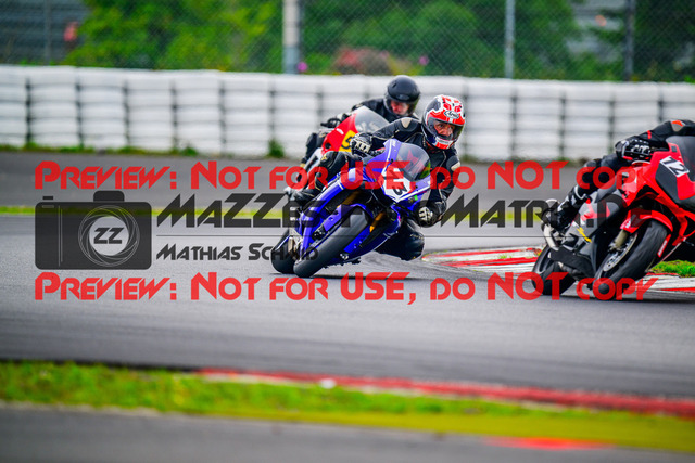 MaZZes_FotoMatrix_240804_6007705_5766 | Fotograf Mathias Schmid
Sportfotograf,
Eventfotograf,
Hochzeitsfotograf,
Portraitfotograf