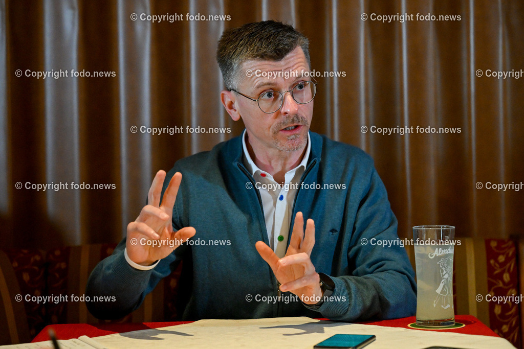 Joachim Aigner (MFG_ Bundesparteiobmann)_ 24.02.2023-12 | 24.02.2023, Wels, AUT, Joachim Aigner (MFG, Bundesparteiobmann), im Bild Joachim Aigner (MFG, Bundesparteiobmann)