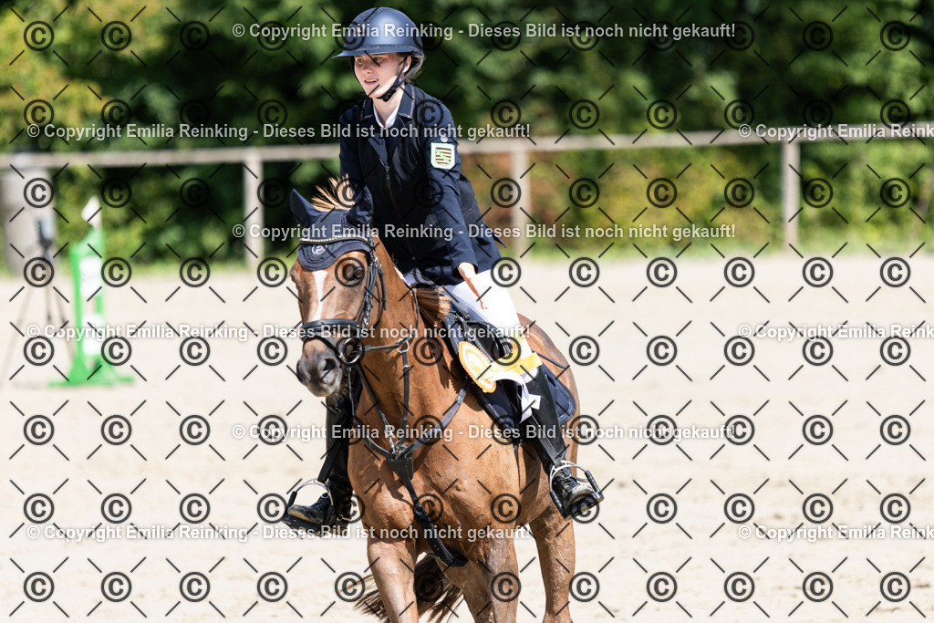 CL5A1046 | Emilia Reinking Fotografie - Realisiert mit Pictrs.com