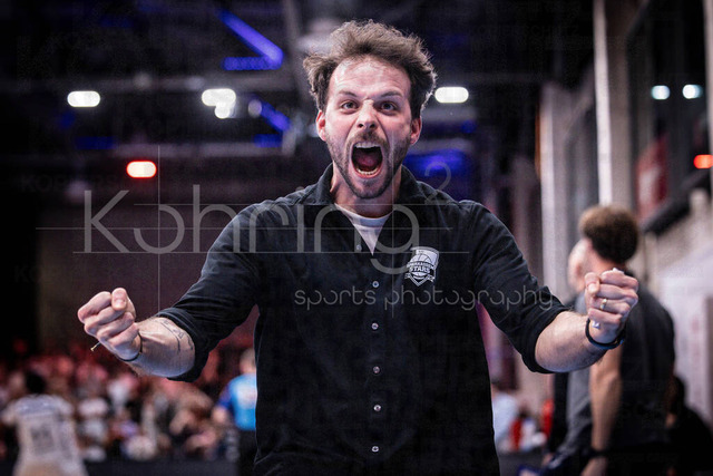 Barmer 2. Basketball Bundesliga ProA: Rheinstars Koeln vs. VfL SparkassenStars Bochum, 08.03.26 | Köln, 08.03.26 - Emotionen: Co-Trainer Alvaro Sanchez Paredes (VfL Sparkassenstars Bochum) an Spieltag 26 während des Spiels der Barmer 2. Basketball Bundesliga ProA: Rheinstars Koeln vs. VfL SparkassenStars Bochum in der Motor World in Köln.