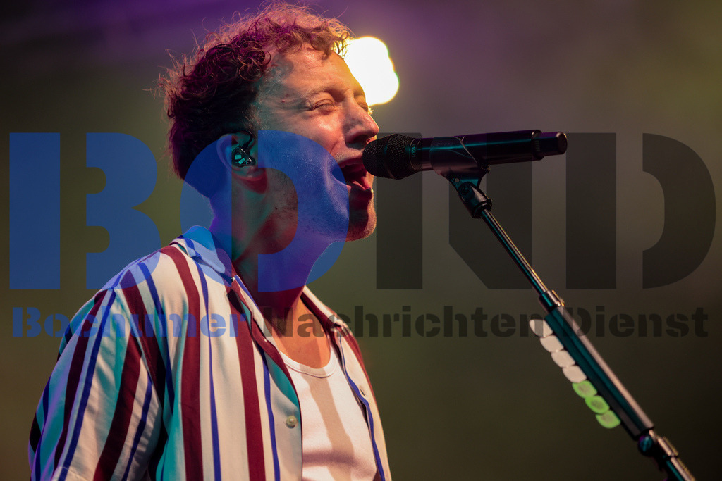 Zeltfestival Ruhr 2024 - Joris  {date} -  | {headline}(Foto: Sebastian Sendlak / BOND) - Realisiert mit Pictrs.com