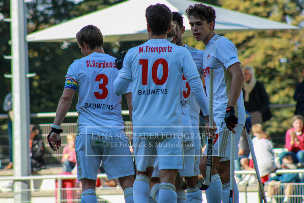 Rot - Weiß Köln - Münchner SC 25.09.22-37 | lanaschraderfotografie - Realisiert mit Pictrs.com