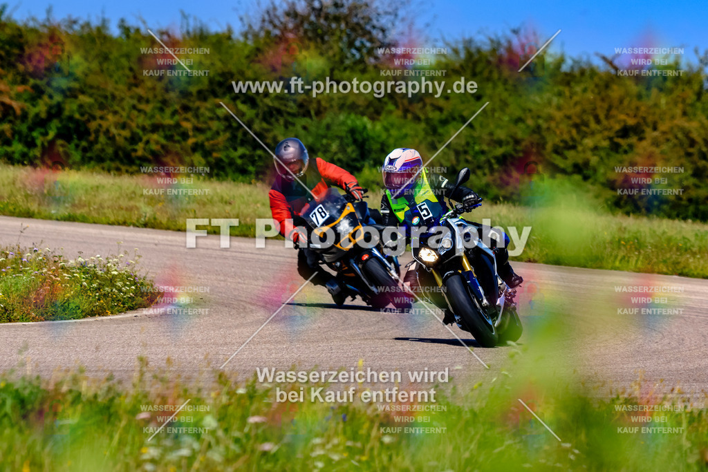 005-3112 | Hier findet Ihr Bilder von Touristenfahrten auf der Nürburgring Nordschleife oder von anderen Veranstaltungen die ich besucht habe. Viel Spass beim Durch Schauen 