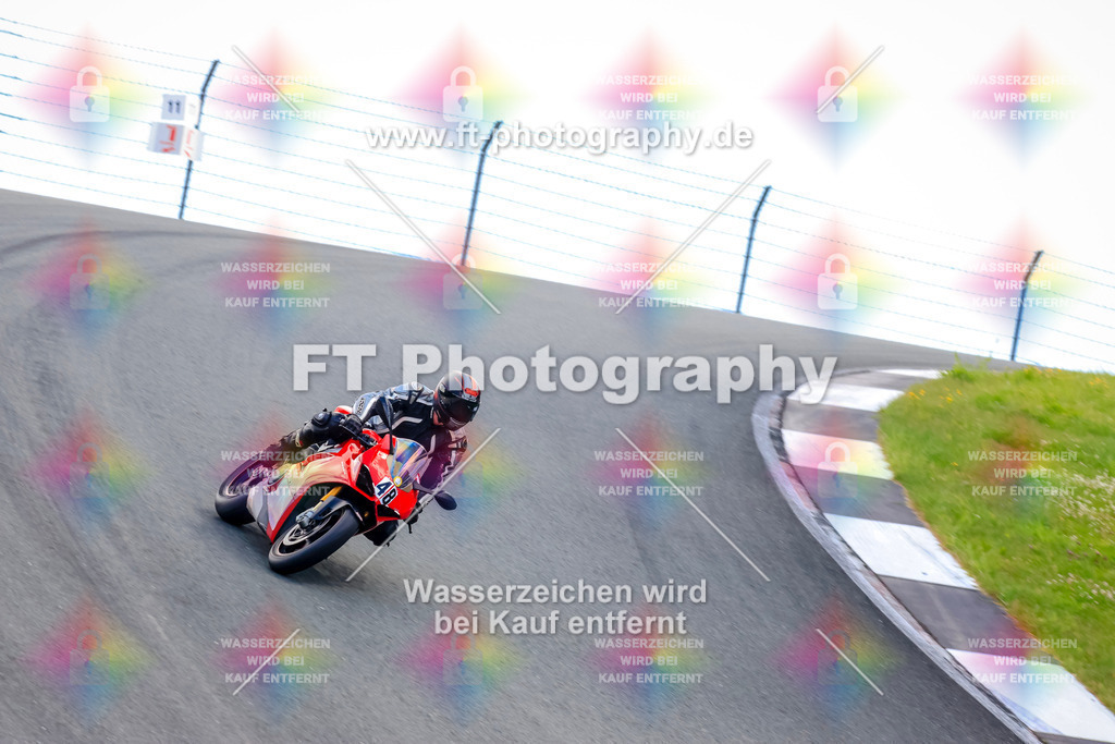 _TCM4141 | Hier findet Ihr Bilder von Touristenfahrten auf der Nürburgring Nordschleife oder von anderen Veranstaltungen die ich besucht habe. Viel Spass beim Durch Schauen 