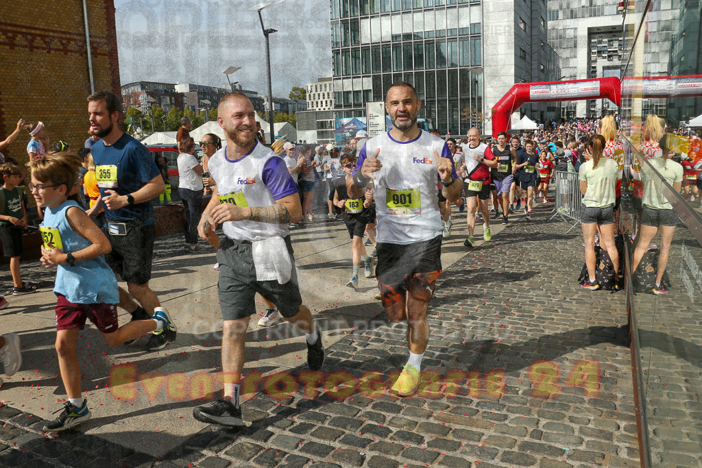 250920_1430_EX1_7278 | Sportfotografie im Rhein-Sieg Kreis, Köln, Bonn, NRW, Rheinland Pfalz, Hessen, etc. Unser Tätigkeitsfeld umfasst den Laufsport vom Volkslauf über den Marathon, Duathlon, Triathon bis zum Ultralauf wie Kölnpfad Ultra oder Schindertrail.