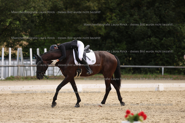 HG9A1279 | laurarinckfotografie - Realisiert mit Pictrs.com