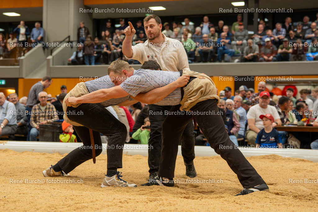BUR07940 | René Burch leidenschaftlicher Fotograf aus Kerns in Obwalden.  Hier finden sie Sport, Landschaft und Natur Fotografie.
 - Realisiert mit Pictrs.com