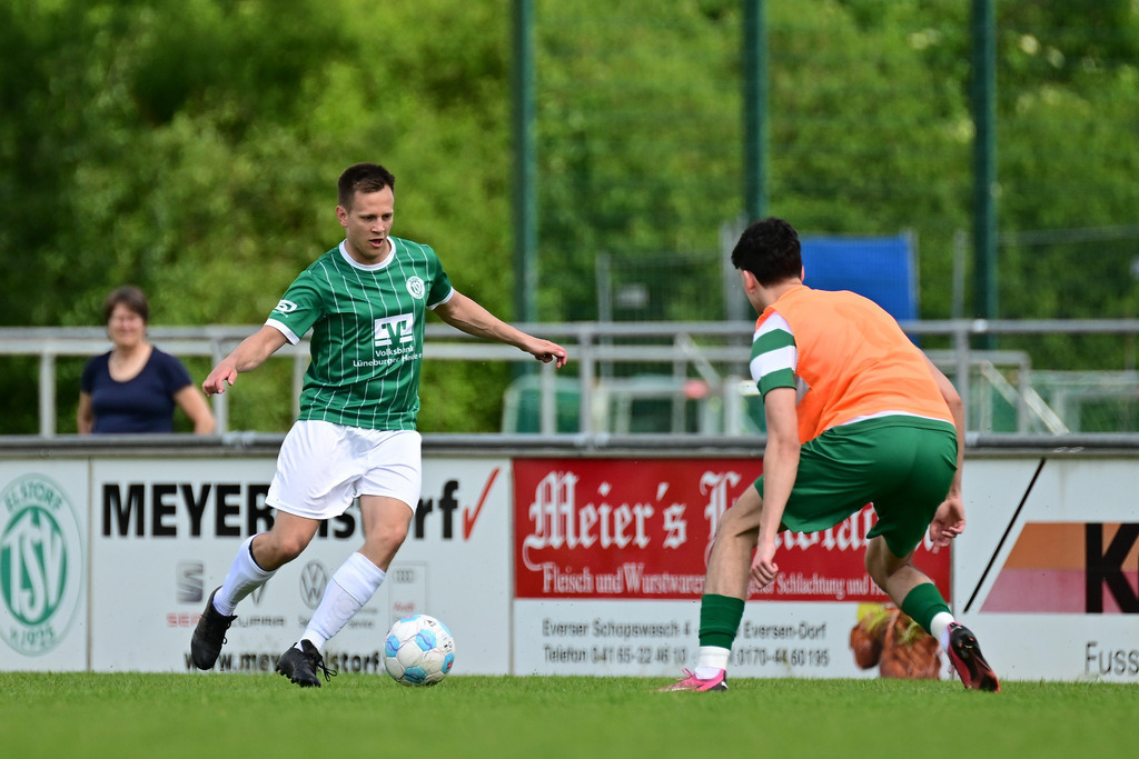 Fußball I Herren I Saison 2024-2025 I 1. Kreisklasse I 26. Spieltag I TSV Elstorf - TV Meckelfeld II | Der Sportfotograf. - Realisiert mit Pictrs.com