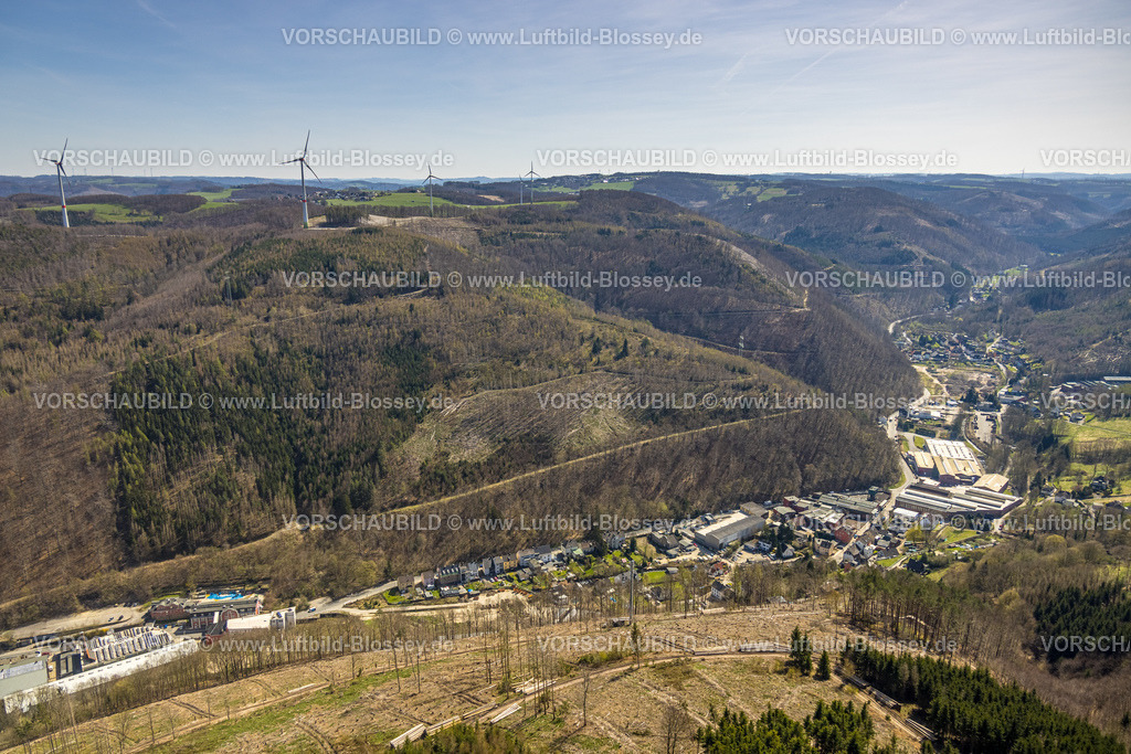 Hagen220402045 | Luftbild, Windräder im Waldgebiet mit Waldschäden, Gewerbegebiet Obernahmerstraße, Hohenlimburg, Hagen, Ruhrgebiet, Nordrhein-Westfalen, Deutschland