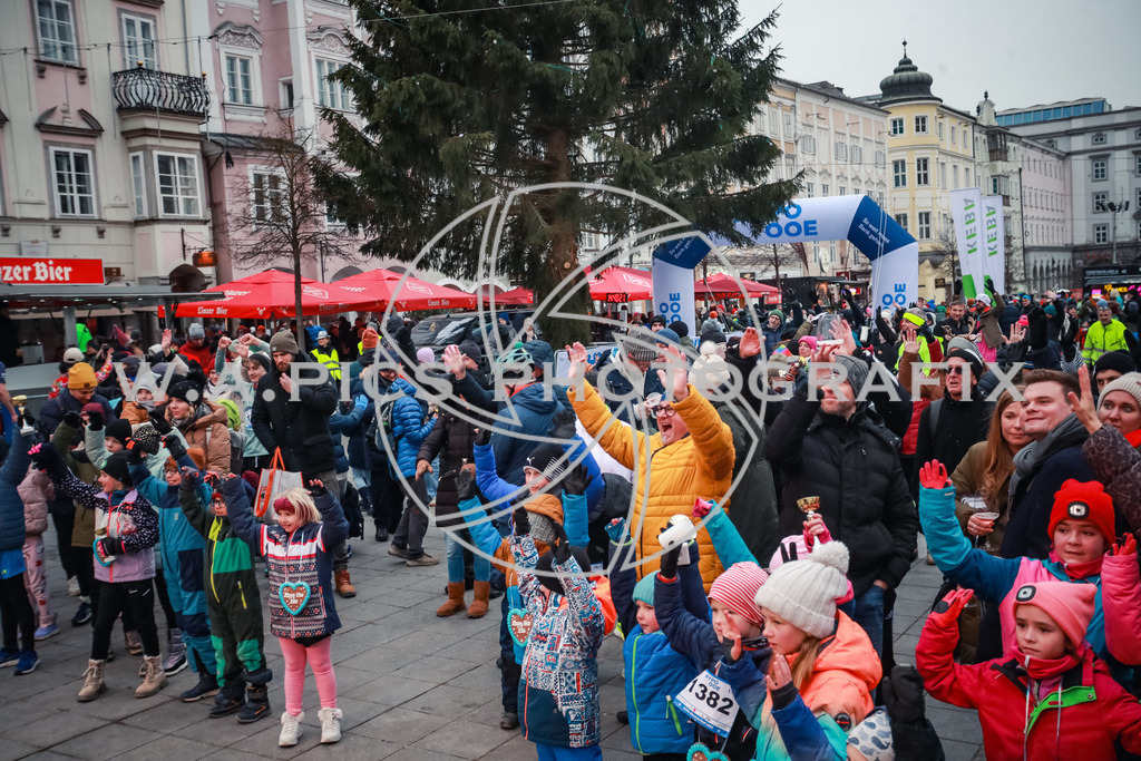 SILVESTERLAUF LINZ 25 | Linz, AUSTRIA, 31. Dezember 25, TRIRUN SILVESTERLAUF LINZ 25 , Image shows: 
Photo: WAPICS / BINDER Manuel