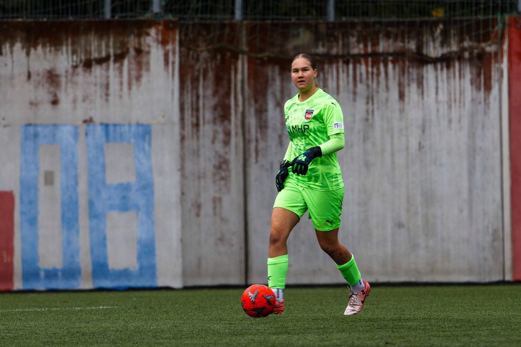 FCHHOH_251005_6405 | 1.FC Heidenheim 1846 II vs. SGM Hohenmemmingen/Sontheim, Fußball, Frauen, Bezirksliga, 2025/2026, 4. Spieltag, 05.10.2025 in Heidenheim, Kunstrasen b. Voith-Arena West(Foto: Michael Bulling) - Realisiert mit Pictrs.com