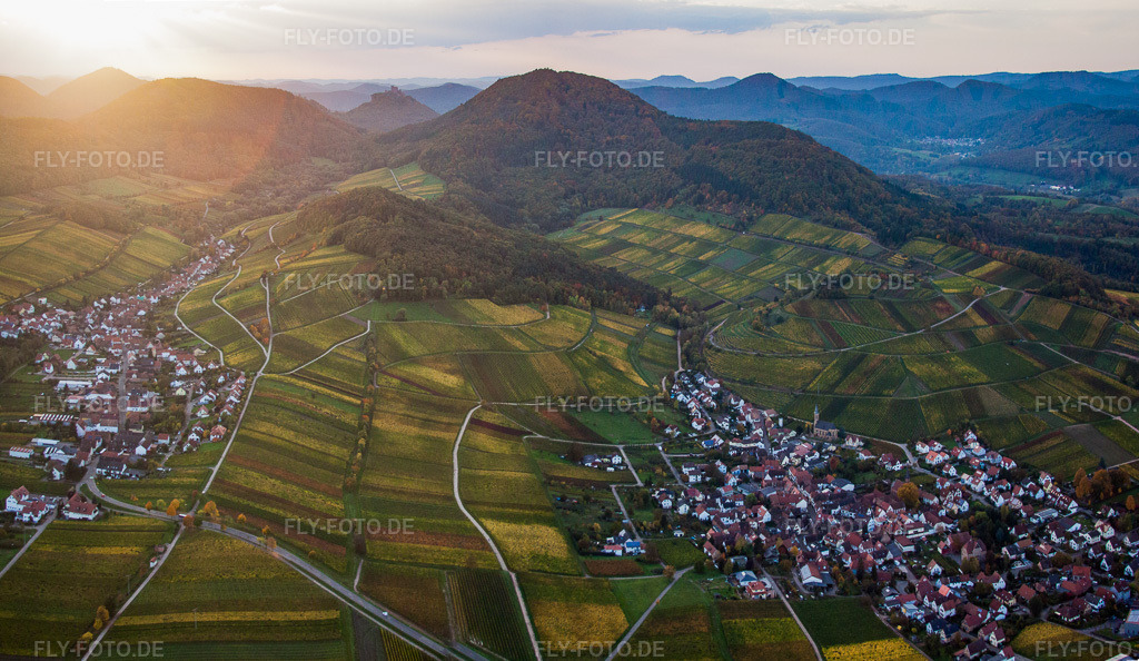 Luftbild: Sonnenuntergang am Kastanienbusch bis Ranschbach in Birkweiler im Bundesland Rheinland-Pfalz in Deutschland. Foto: IMG_60403-Bearbeitet.jpg vom 22.10.2013 durch Werner Riehm/FLY-FOTO.deAuflösung des Originals: 7274 x 4219 px