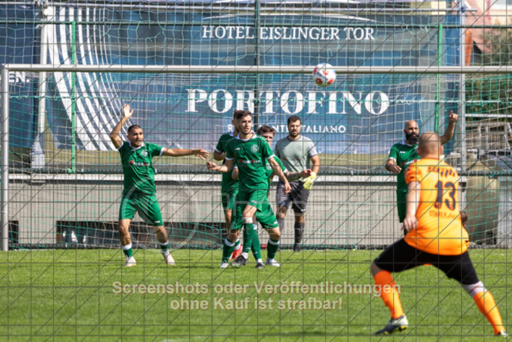 20250824_154302_0534 | #,KSG Eislingen (grün) vs. SGM Jebenhausen-Bezgenriet (orange), Fussball, Kreisliga A3 - Bezirk Neckar/Fils, 01. Spieltag, Saison 2025/2026, Rasensportplatz, Albstraße 69, 73054 Eislingen, 24.08.2025 - 15:00 Uhr,Foto: PhotoPeet-Sportfotografie/Peter Harich