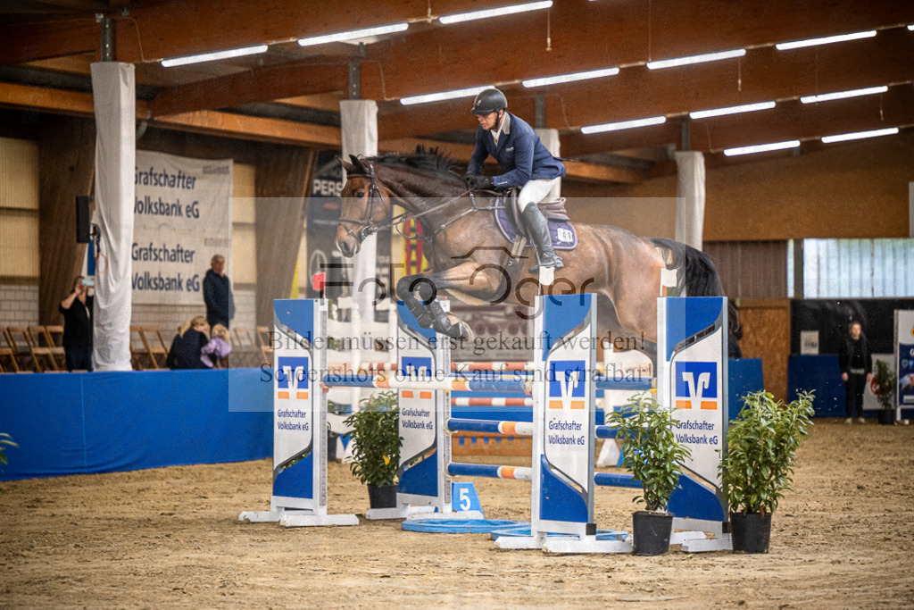 DOS_2266 | Entdecke hochwertige Reitturnierfotos von Foto Oger. Professionell, emotional und authentisch – jetzt Lieblingsmomente im Shop bestellen.Deutschlandweite Turnierfotografie. - Realisiert mit Pictrs.com