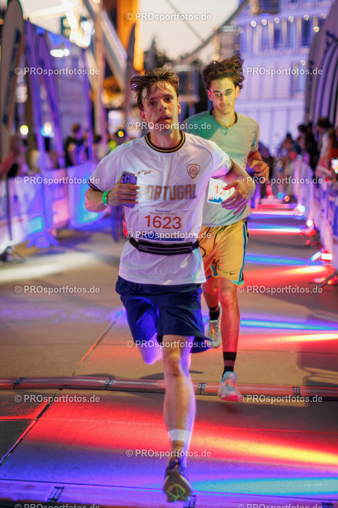 Sparda-Bank Altstadtlauf Köln; Köln, 15.08.2025 | Impressionen vom Sparda-Bank Altstadtlauf Köln am 15.08.2025 in Köln (Nordrhein-Westfalen). 