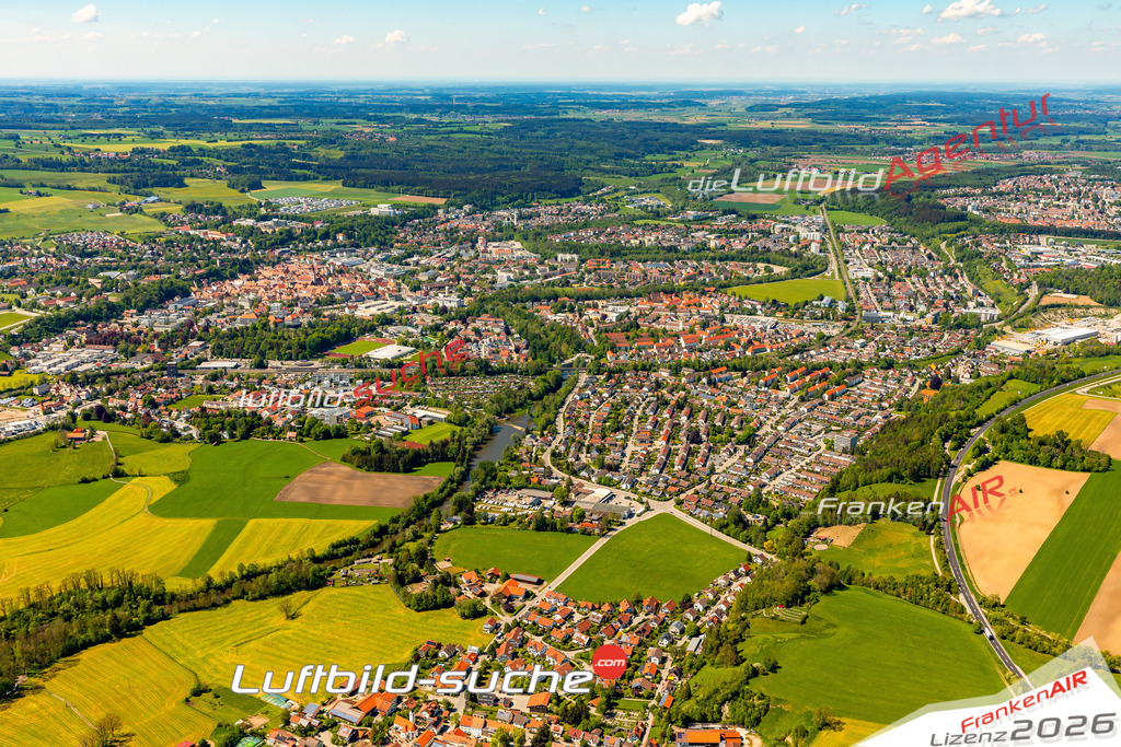 Das Luftbild zeigt :  Kaufbeuren - Die Luftaufnahme wurde 2024 vom UL-Flugzeug aus erstellt ( keine Drohne ) - Hochauflösende Luftaufnahme - Für grossformatige Ausdrucke geeignet. Die Geschenkidee !Mit Lizenz und Bildrechte bestellbar