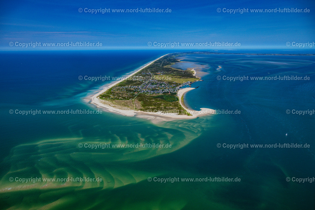 Sylt_Hörnum_Hörnumer_Odde_ELS_6553210625 | HöRNUM (SYLT) 21.06.2025 Küstenbereich der " Hörnumer Odde " in Hörnum auf der Nordseeinsel Sylt im Bundesland Schleswig-Holstein. Weiterführende Informationen bei: Sylt Marketing GmbH. // Coastal area of the " Hoernumer Odde " in Hoernum on the North Sea island of Sylt in the federal state of Schleswig-Holstein. Further information at: Sylt Marketing GmbH. Foto: Martin Elsen