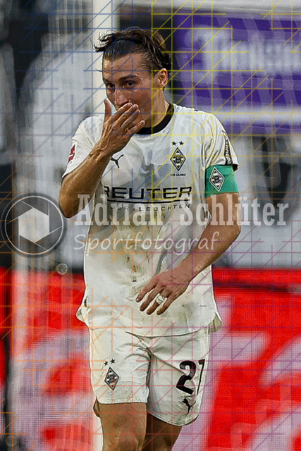 Borussia Mönchengladbach vs Eintracht Frankfurt - Bundesliga  | Mönchengladbach, Deutschland, 27.09.25:   Rocco Reitz (Borussia Mönchengladbach) gestikuliert, Gestik waehrend des Spiels der Bundesliga zwischen Borussia Mönchengladbach vs Eintracht Frankfurt im Stadion im Borussia Park(Foto von Brauer-Fotoagentur / Adrian Schlueter)