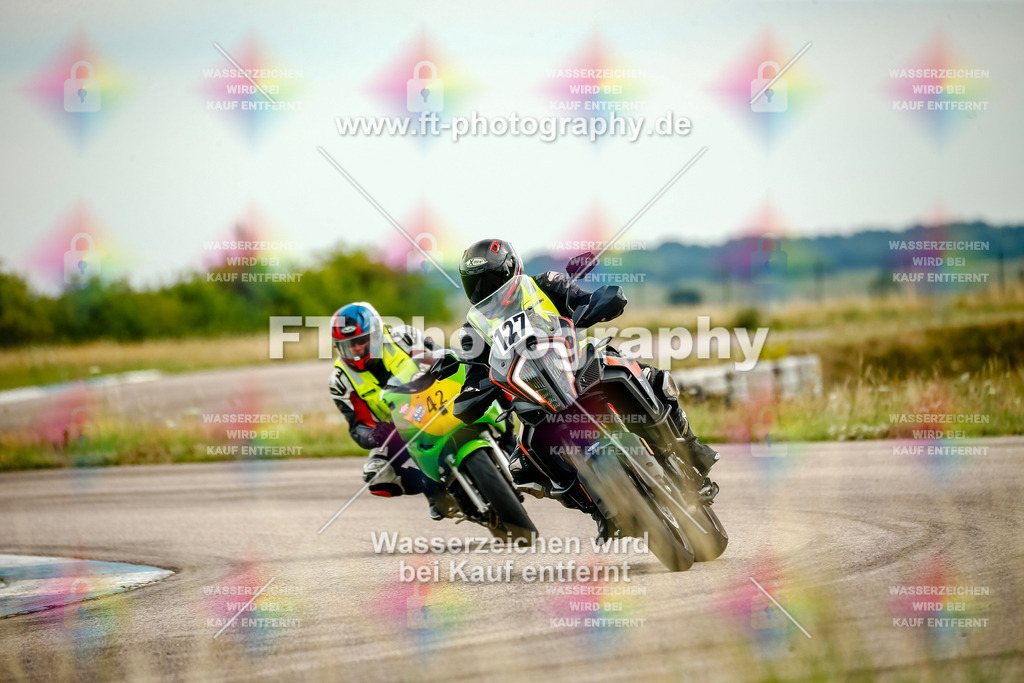 Chambley Juli-2139 | Hier findet Ihr Bilder von Touristenfahrten auf der Nürburgring Nordschleife oder von anderen Veranstaltungen die ich besucht habe. Viel Spass beim Durch Schauen 