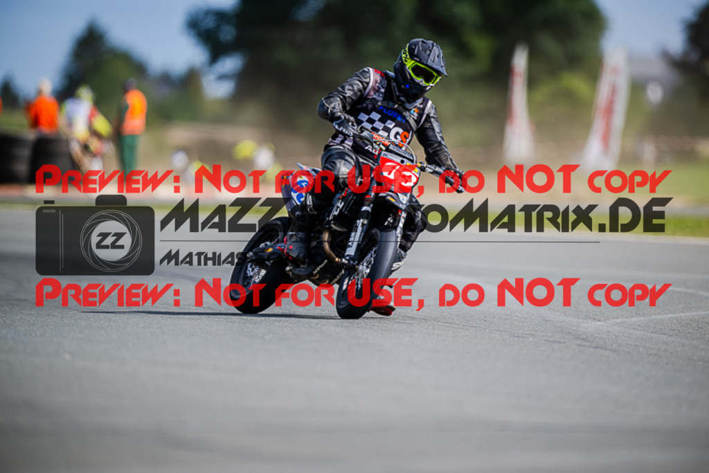 MaZZes_FotoMatrix_220903_3702 | S3