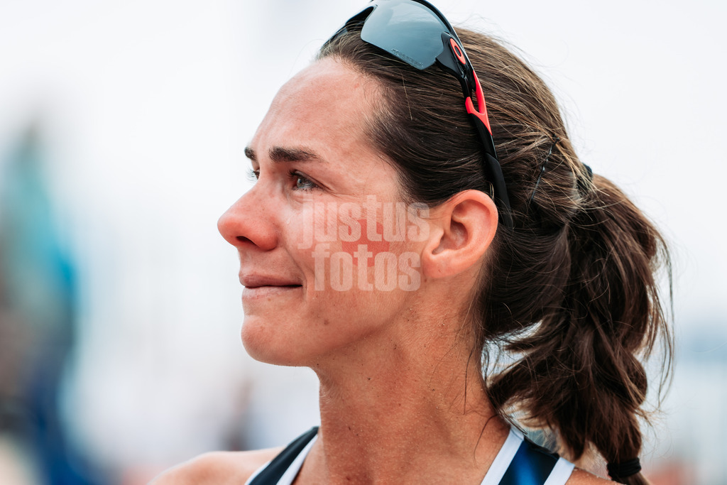 Beachvolleyball | Frauen | Allianz German Beach Tour 2024 | Tourstop Kühlungsborn 2 | 18.08.2024 | Kira Walkenhorst emotional berührt Träne im Auge nach letztem Spiel auf der German Beach Tour Karriereende