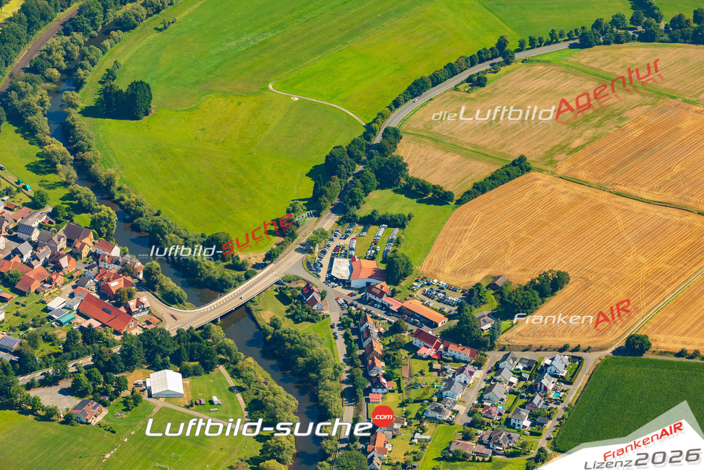 Schrägluftbild  Röhrenfurth  Melsungen - Das Luftbild wurde 2025 vom UL-Flugzeug heraus erstellt (ohne Drohne- keine Drohnenaufnahme ) - Hochauflösende Luftaufnahme -Nicht vergleichbar mit Google Maps oder Satelittenbilder- Die Geschenkidee !Mit Lizenz und Bildrechte bestellbar