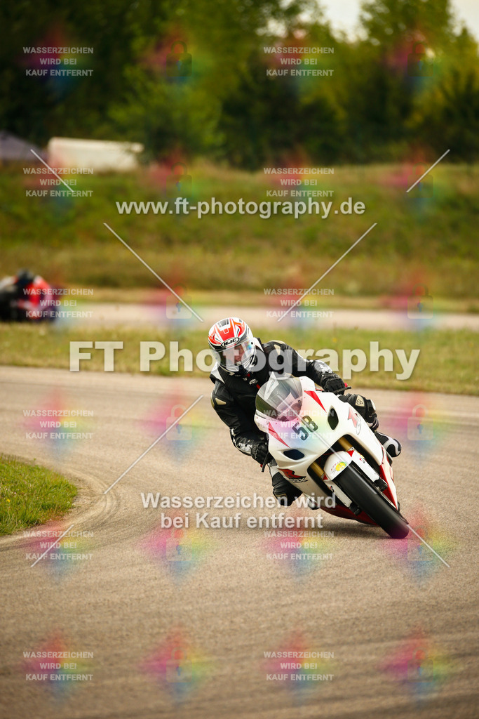 _MOT8069 | Hier findet Ihr Bilder von Touristenfahrten auf der Nürburgring Nordschleife oder von anderen Veranstaltungen die ich besucht habe. Viel Spass beim Durch Schauen 