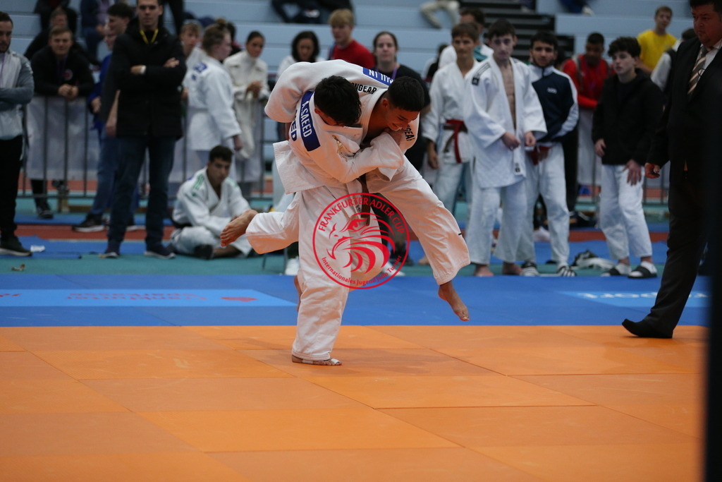 AT3Y1165 | Fotos vom Adler Cup - Pictures from Adler Cup

Hier findet Ihr alle Eindrücke und großen Momente der Adler Cup Wochenenden. Here you will find all impressions and great moments of the Adler Cup weekends. - Realisiert mit Pictrs.com