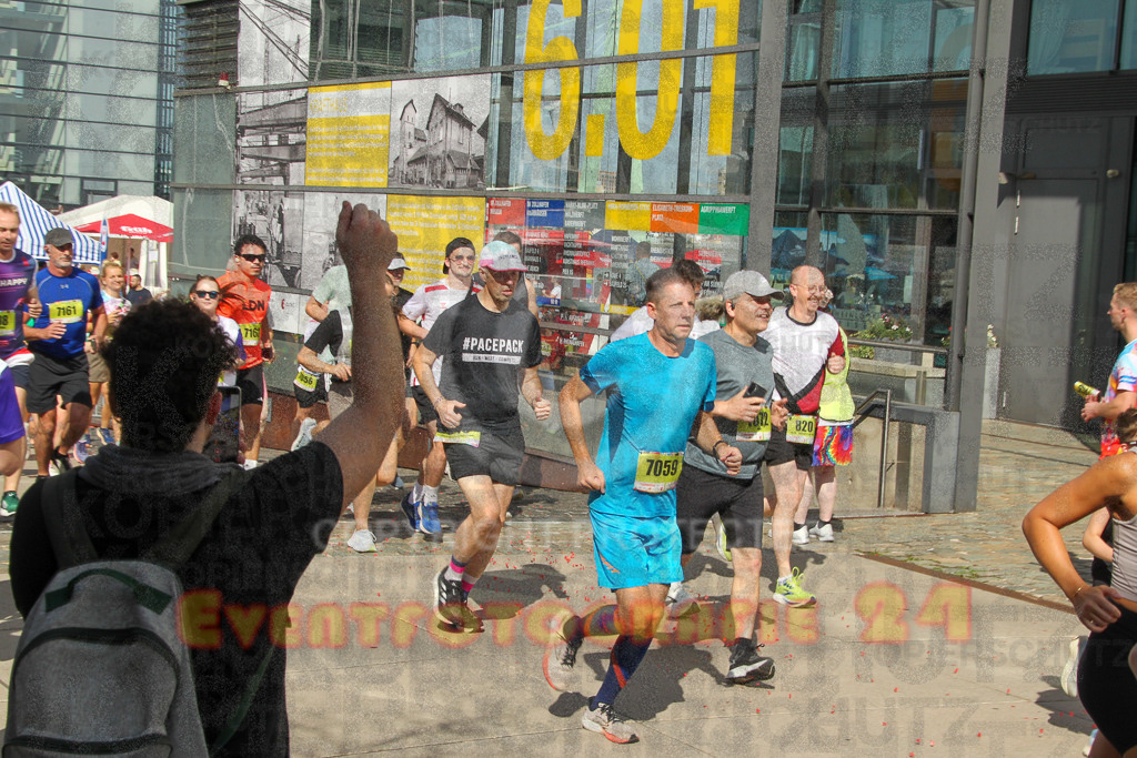 250920_1430_EV4_7005 | Sportfotografie im Rhein-Sieg Kreis, Köln, Bonn, NRW, Rheinland Pfalz, Hessen, etc. Unser Tätigkeitsfeld umfasst den Laufsport vom Volkslauf über den Marathon, Duathlon, Triathon bis zum Ultralauf wie Kölnpfad Ultra oder Schindertrail.