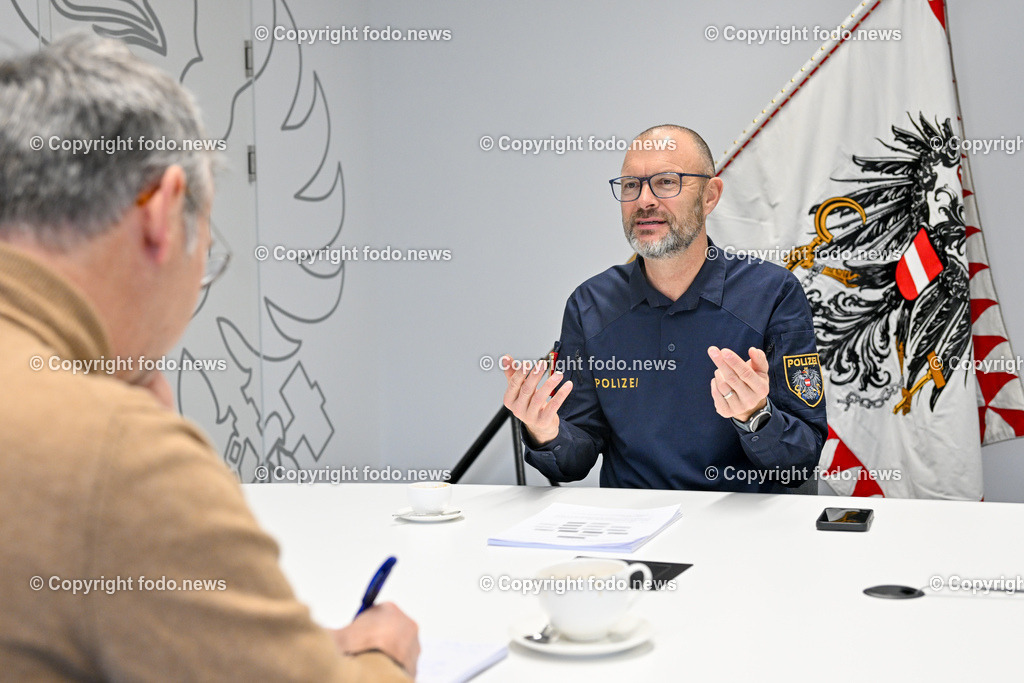 Andreas Pilsl_ Landespolizeidirektor Ooe_ 28.12.2023-22 | 28.12.2023, Landespolizeidirektion Oberoesterreich, AUT, Andreas Pilsl, im Bild Andreas Pilsl (Landespolizeidirektor Ooe), Christoph Gantner (Krone Redaktion Linz)